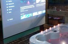 The Cabin with optional Hot Tub Projector DEPOSIT REQUIRED FOR PROJECTOR - Foto 1