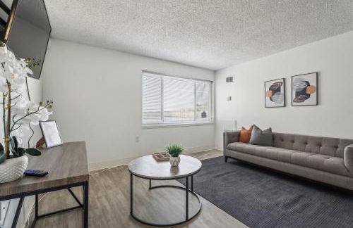 Legacy at Imperial Village 808 I 1 Bed 1 Bath - Foto 16