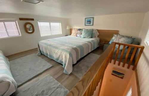 Oceanview Cabin 19 Jacuzzi Large Deck w Seating - Foto 10