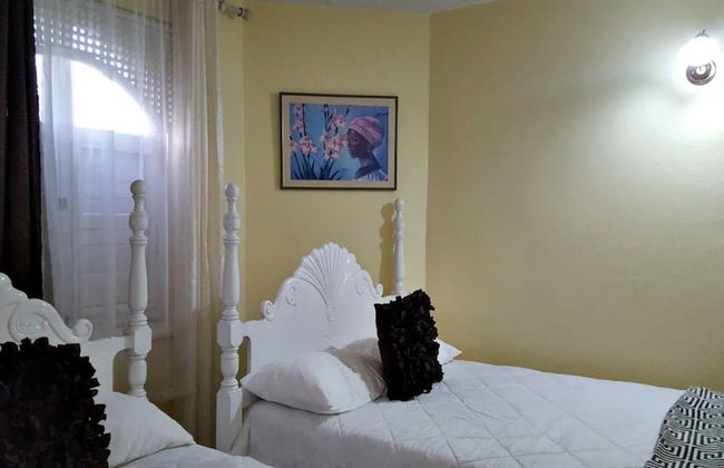 Private 2 Bedroom Beachfront Penthouse Condo Ocho Rios, Jamaica - Foto 10