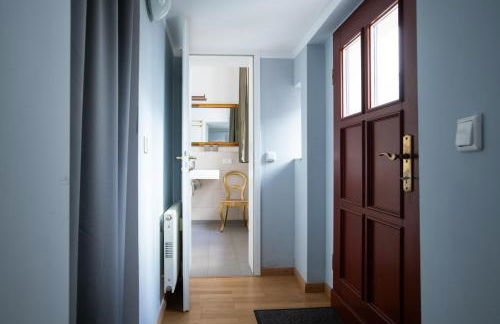 Alt-Berliner Eckkneipe - "Feuchte Ecke" - Foto 40