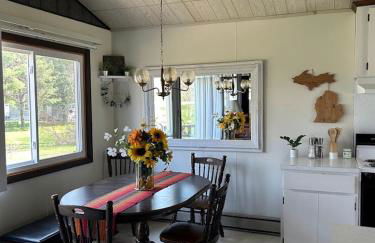 Lakeside Loft - Walk to Lighthouse County Park - Photo 4