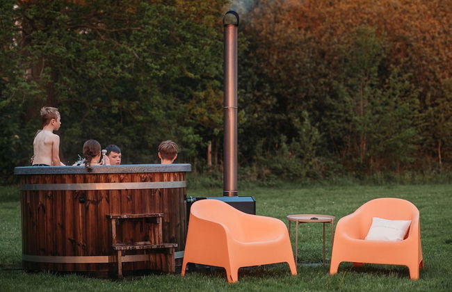 Wellness Lodge in Dutch Meadows With Hot Tub - Photo 17