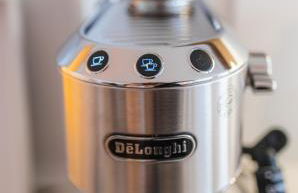 Gehobenes Ambiente in historischer Wohnung - Photo 38