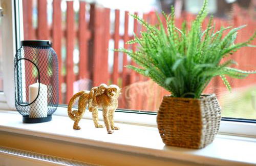 A Luxurious Home with Hot Tub and Man Cave! 9ppl - Foto 29