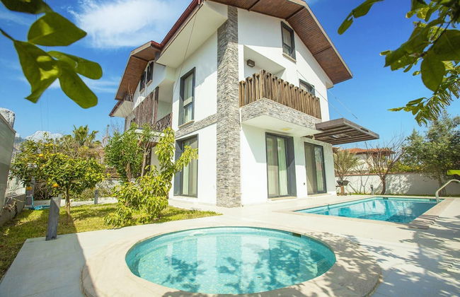 Villa Welt in Dalyan - Foto 1