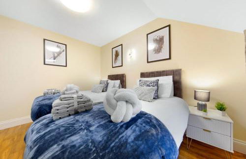 Lovely 4-BR Home In Leyton - Sleeps 14, Near Tube, Arcade, 100inchTV - Foto 61