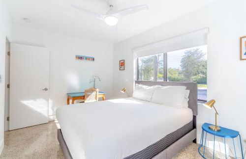 Renovated Apts with Kitchen, Fast WiFi, Smart TV, Roku & Pool Onsite 4 mi to Surfside Beach - Foto 19