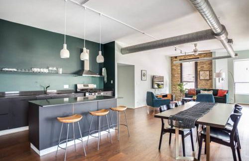 Luxury Downtown Penthouse with Private Rooftop - Foto 10