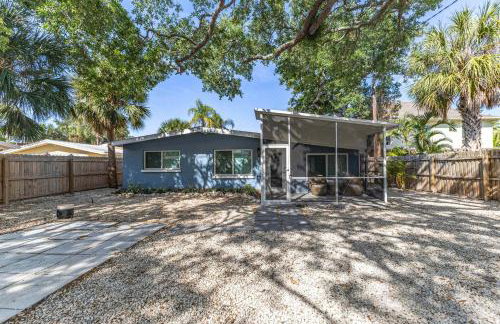 Blue Lagoon Hideaway 3BR Coastal Chic Retreat - Foto 6