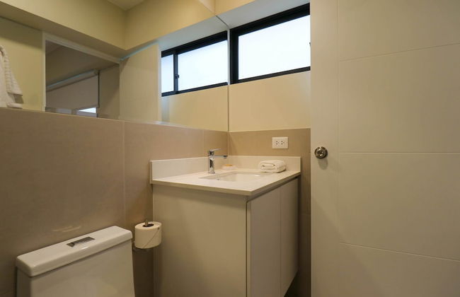 w Majestic 2BR w Comfy Balcony Near Kennedy Park - Foto 18