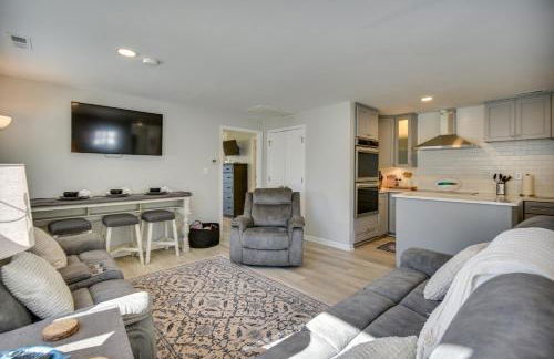 Waterfront Gloucester Cottage with Private Boat Dock - Foto 6