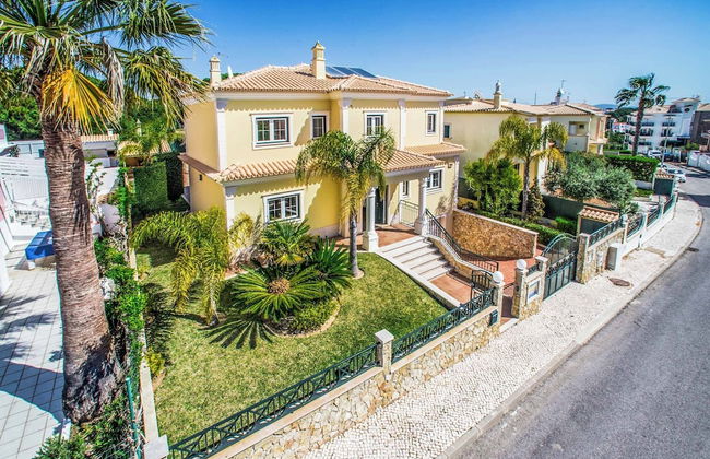 Villa Luana - Photo 12