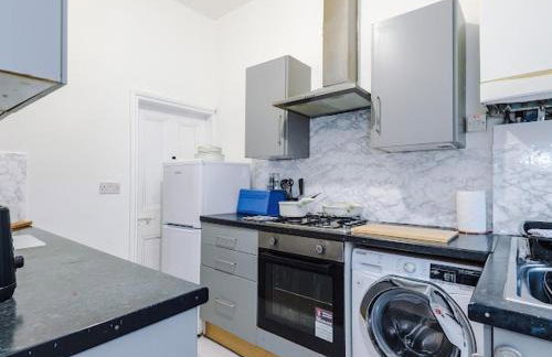 Sleep7, Pool Table, TTennis, Free Parking, 3BR - Foto 35