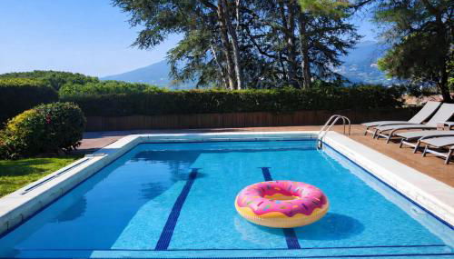 Cabril's Hills Luxe Suites - Foto 4, Garden, sunbed, Garden view