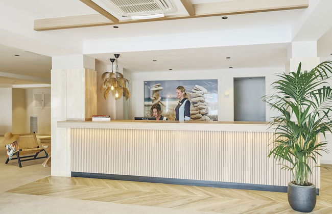 Universal Aparthotel Don Camilo - Photo 4