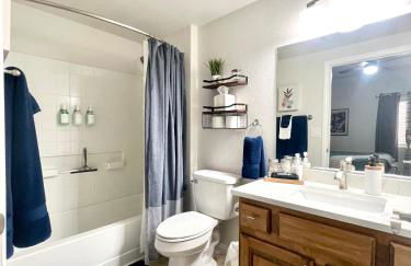 Supreme updated Hawkridge Condo - Foto 15