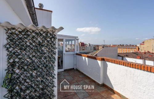 MyHouseSpain - Ático con gran terraza en Gijón - Foto 4