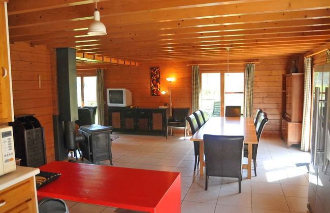 Chalet Just Outside Hampteau Offering Magnificent Views Across the Ourthe Valley - Foto 31