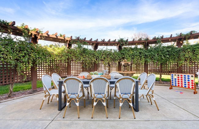 Fiano by Avantstay Centrally Located Haven w/ Stunning Courtyard & Pool Table - Foto 22