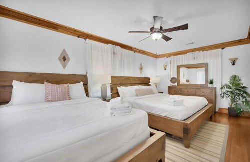 Big 6BR,4BA Home w 10-Car Parking for CrewsGrps - Foto 17