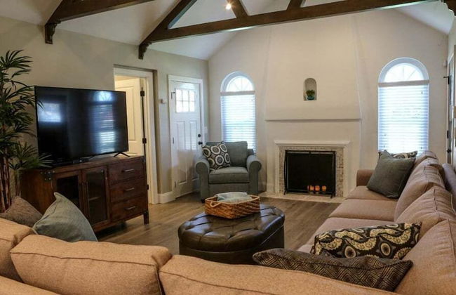 Designer decorated 6 bedroom pool house - Foto 1