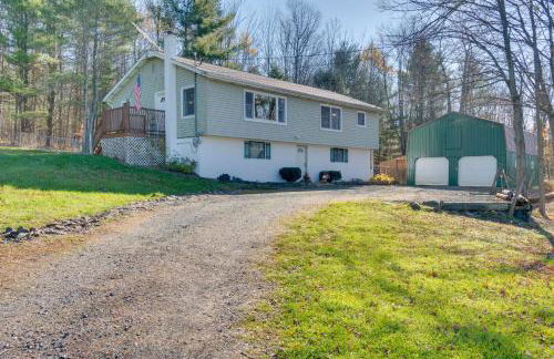 Peaceful Horseheads Hideaway with Deck and Yard! - Foto 32