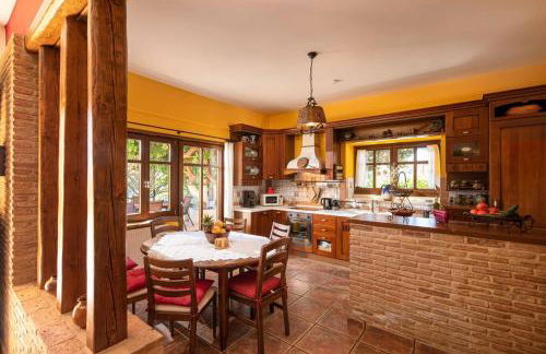 Villa Staras - With Private Heated Pool & Jacuzzi - Foto 21