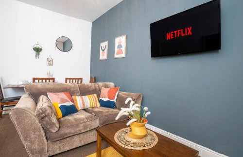 Spacious 3 Bed Flat-Free Parking-by Holiday Homes - Foto 4