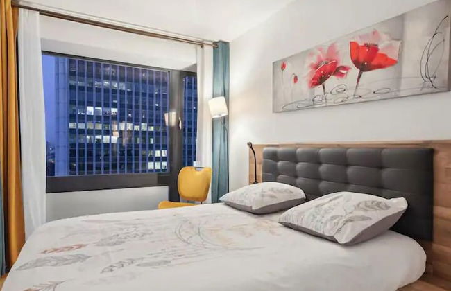 Paris luxury apartment Eiffel Tower View - Photo 7