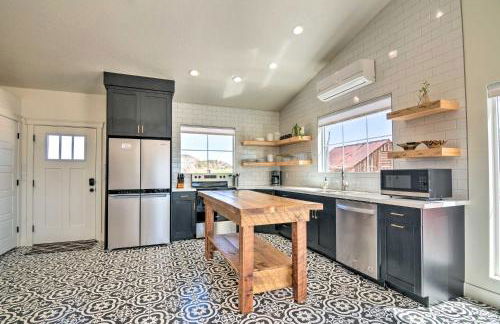 Modern Ranch House with Fire Pit and Valley Views - Foto 13