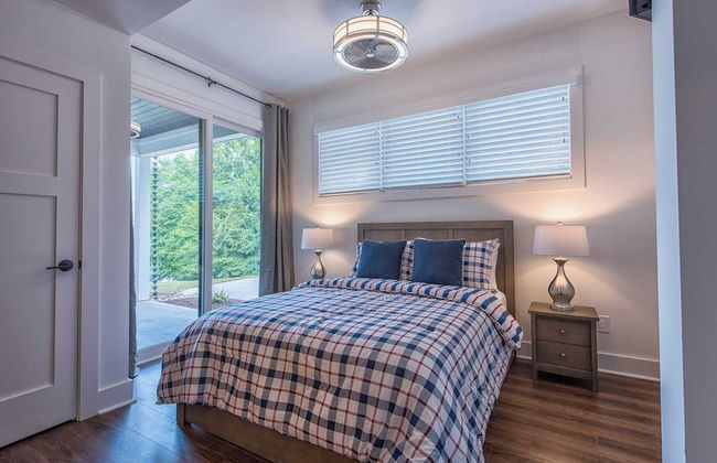 Azalea Retreat by Avantstay Sleeps 34 & Pool - Foto 8