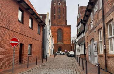 Buxtehude Altstadt Wohnung 82qm! 5 Schlafplätze! - Photo 3