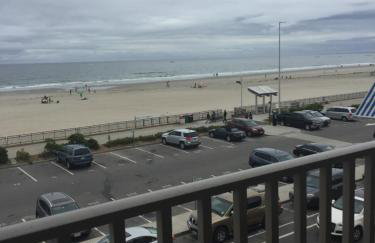 Ocean Front condo in the heart of Hampton Beach - Foto 27