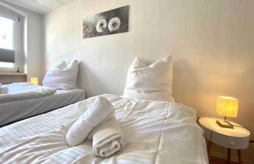 Gemütliche Unterkünfte für längeren Aufenthalt und Monteure inkl Balkon, Waschmaschine, WiFi, Küche und Parkplatz - Foto 16