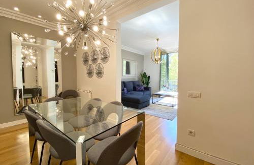 Spacious Elegant on Avenue Diagonal By MyRentalHost - Photo 38