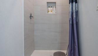 Stylish & Quiet 3BD Sleeps 8 Near Stadium & Downtown - Foto 4