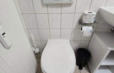 FERIENWOHNUNG 52m2 APARTMENT in ZITTAUER STADTZENTRUM INNENSTADT INNENRING TOP LAGE - WOHNEN AUF ZEIT IN ZITTAU - 2 RAUM WOHNUNG EINKAUFSSTRASSE - Foto 15