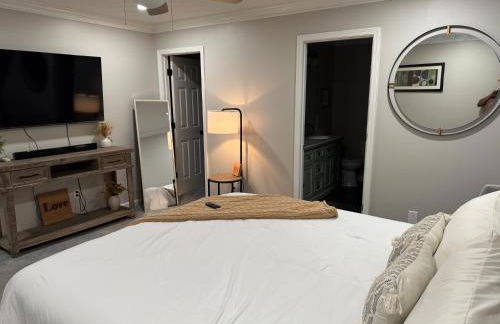 ThrillStay Braves & Six Flags Family House - Foto 15