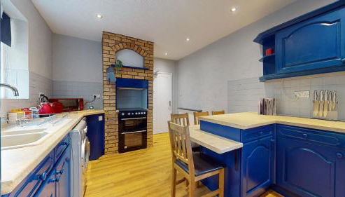 Charming 3 Bed Bungalow Parking & Wifi Business and Leisure by Jesswood Properties - Foto 5, stove, dishwasher, pet friendly, toaster