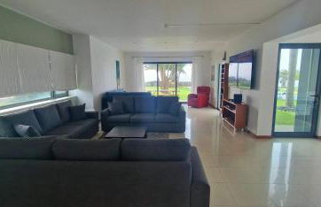 Exceptional villa in Vila Franca Do Campo with private pool - Photo 10