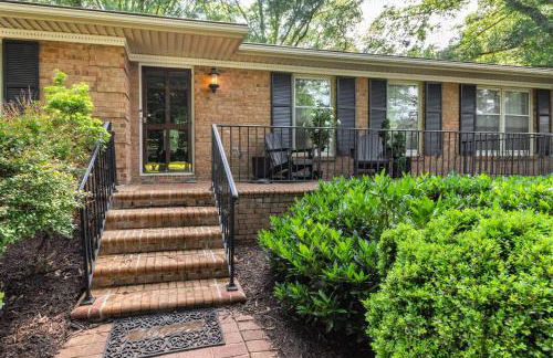 Southern Charm 2BR Greensboro Nest - Foto 16