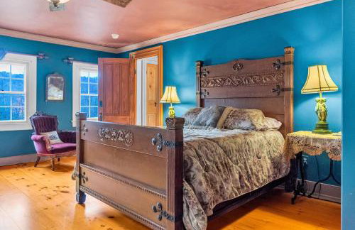 Hot Tub and Large Yard Elegant Deansboro Getaway - Foto 23