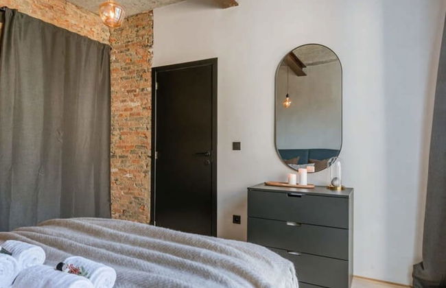 Industrial Apartment With Terrace in Antwerp - Photo 21