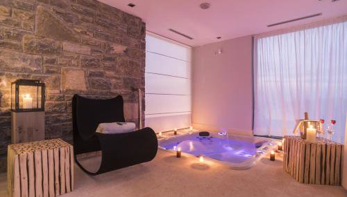Residence Monte near Umag for 10 people with heated infinity pool, spa & play room - Foto 5