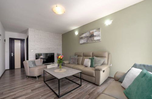 Haustierfreundliche Villa mit Privatpool, Panoramablick und freien Eintritt ins Ferienresort Lanterna - Foto 10