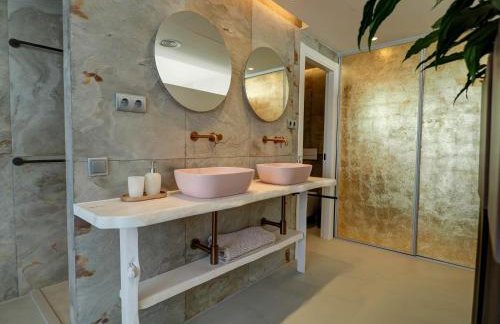 Bluehillsitges - Only Adults - Photo 77