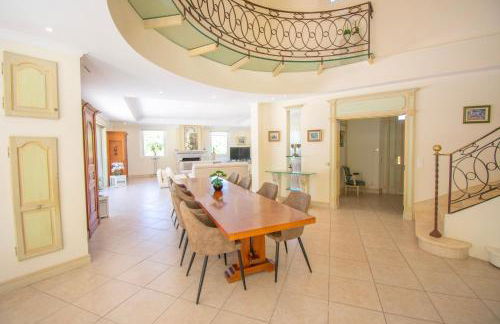 Charmante villa avec grande piscine au calme - Foto 12