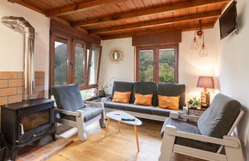 La Mariña de Tornin Cerca de Cangas de Onís - Foto 28