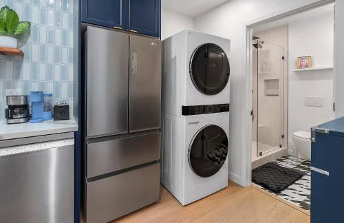 New 1 BR, King Bed, Laundry In-Unit, Parking - Foto 9